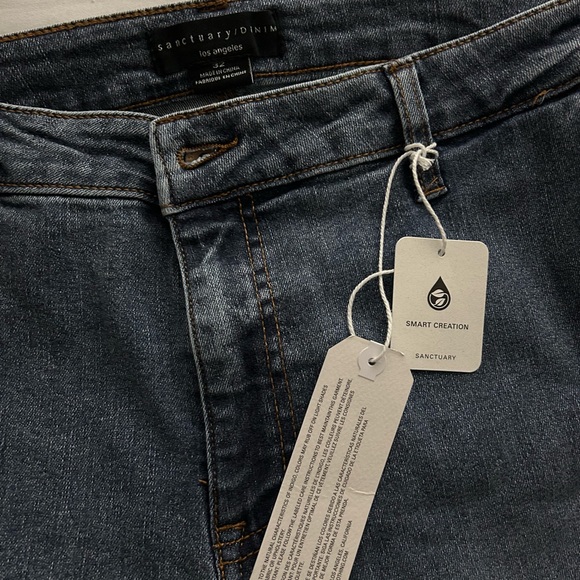 Sanctuary wide leg jeans. Brand new with tags. 158$ retail. Great Christmas gift - Picture 3 of 4